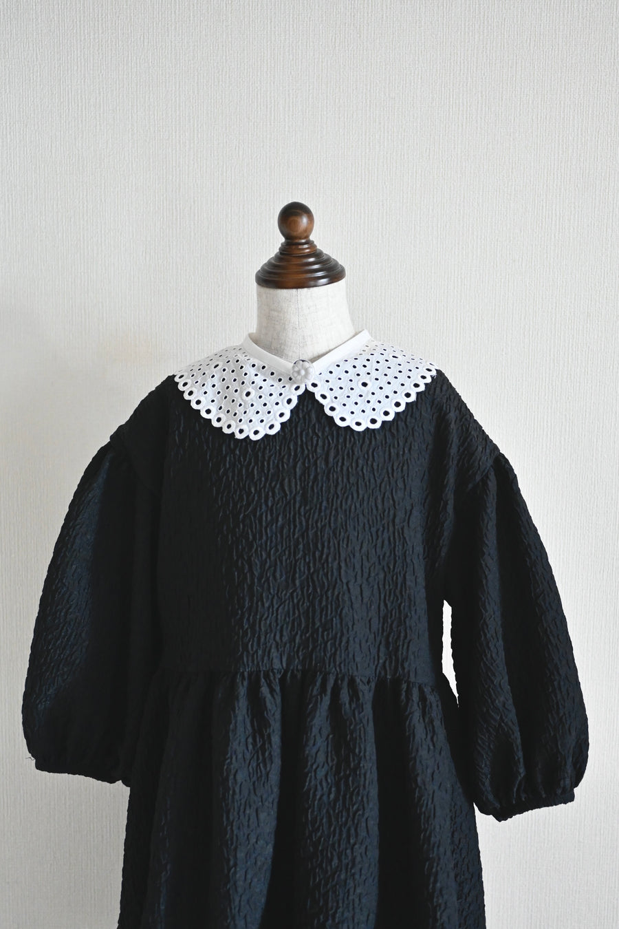【11月9日21時〜販売開始】　　　Vintage  lace collar B