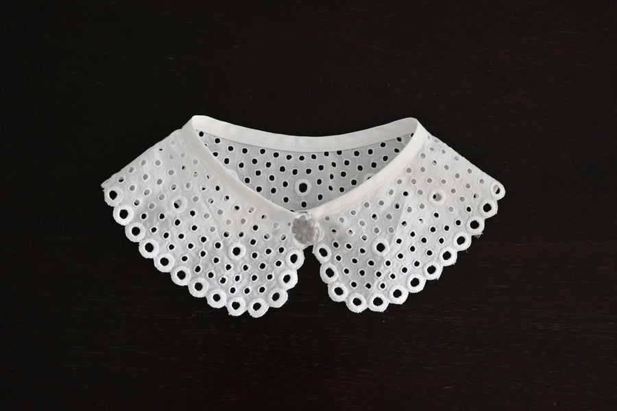 【11月9日21時〜販売開始】　　　Vintage  lace collar B