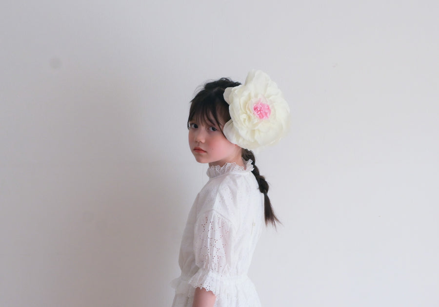 Overlace dress