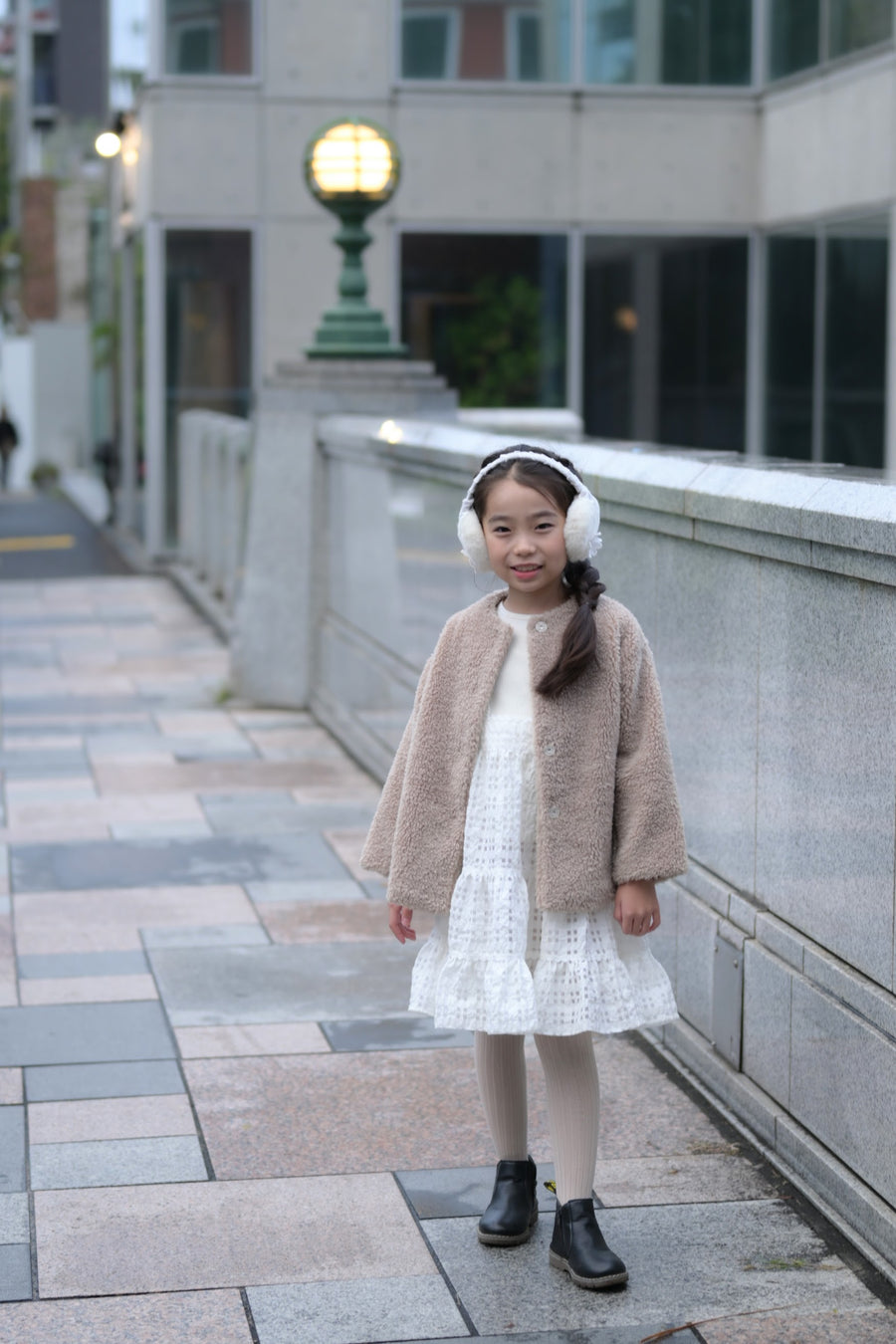 【SAMPLE SALE 11月9日21時〜販売開始】Fur long jacket / beige　120